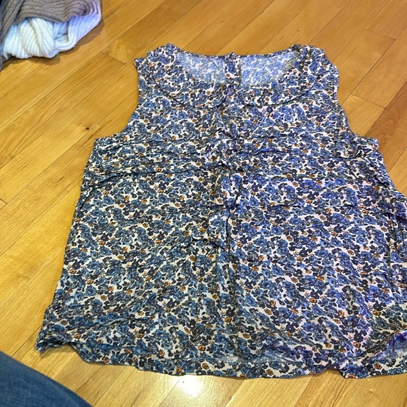 Cute Summery Blue Floral Tanktop with Scallop next and Small Front Ruffles - Picture 1 of 6